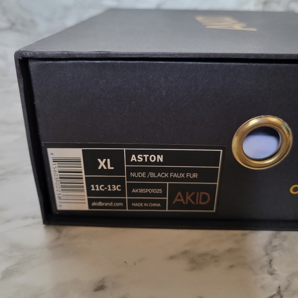 AKID Fur Slippers Nude Slides 11-13 Slides - Picture 4 of 4